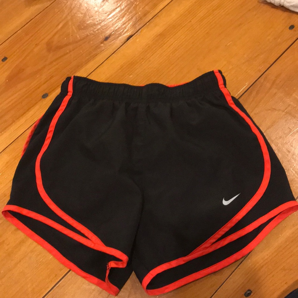 Nike tempo women’s running shorts
